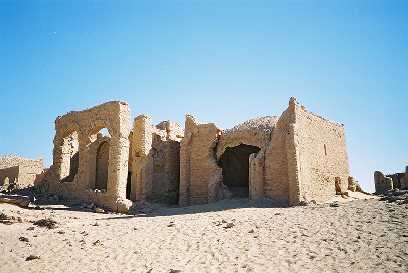 Desert tombs